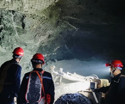 西溝鐵礦｜織密安全防護網(wǎng)，護航全年“零傷亡”